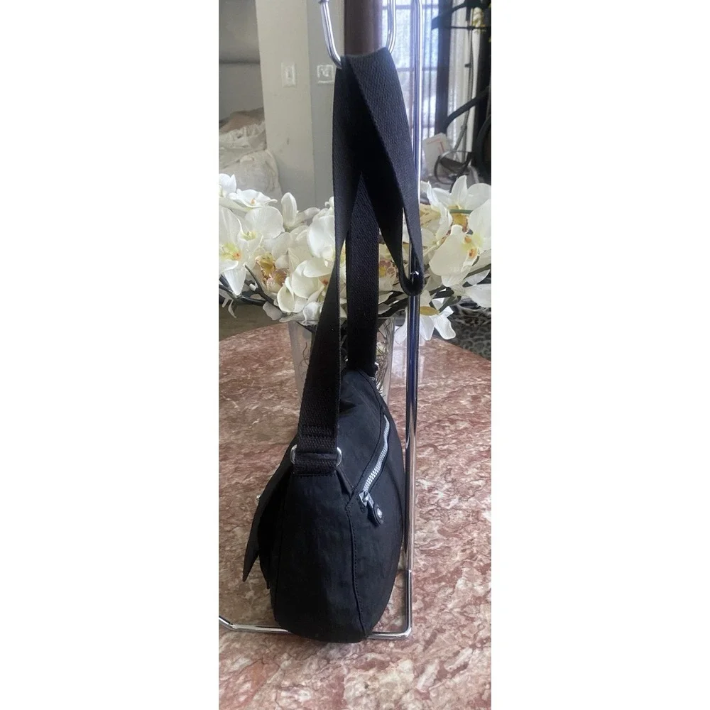 Kipling Lucasta‎ black Small Flap Crossbody Shoulder bag EUC! $94